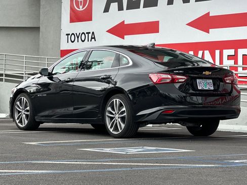 Used 2024 Chevrolet Malibu LT image 3