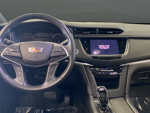 Used 2021 Cadillac XT5 Premium Luxury AWD/4WD image 11