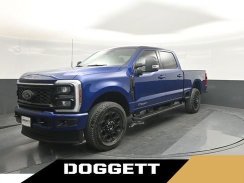 New 2026 Ford F250 XLT w/ XLT Premium Package AWD/4WD image 1