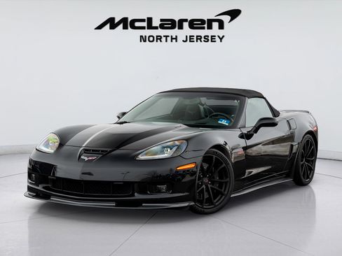 Used 2013 Chevrolet Corvette 427 w/ 1SB Preferred Equipment Group RWD image 2