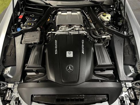 Used 2017 Mercedes-Benz AMG GT S image 18