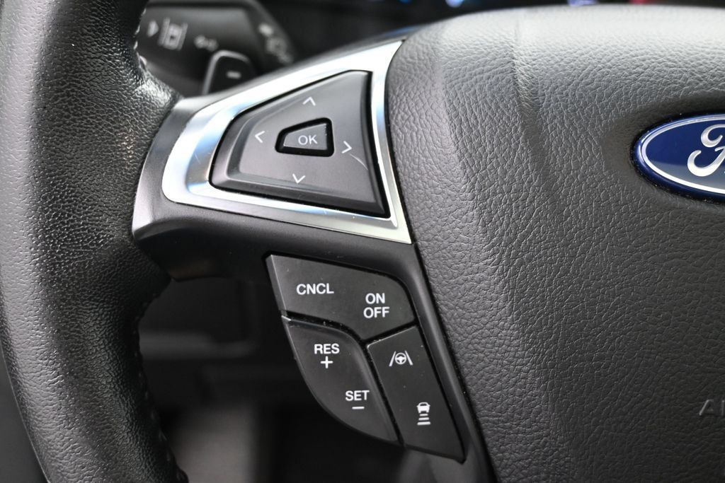 Used 2020 Ford Edge SEL w/ Convenience Package AWD/4WD image 14
