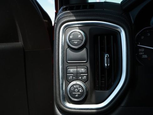 Used 2019 GMC Sierra 1500 SLT w/ SLT Premium Plus Package RWD image 16