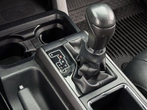 Used 2018 Toyota Tacoma TRD Sport image 20