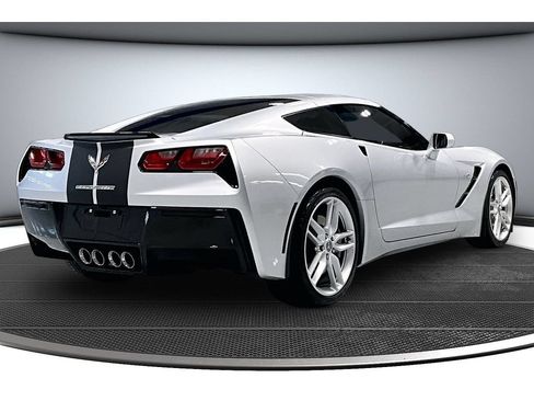 Used 2018 Chevrolet Corvette Stingray Coupe w/ 2LT Preferred Equipment Group RWD image 14