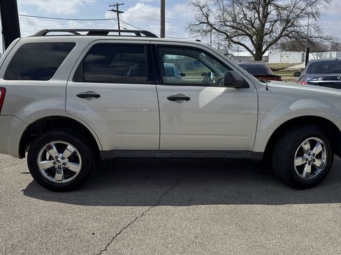Used 2009 Ford Escape XLT image 9