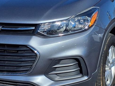 Used 2020 Chevrolet Trax LS w/ Tint and Cruise Package image 23