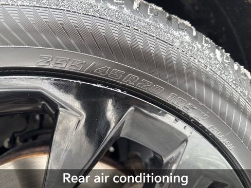 Used 2023 Kia Sorento SX image 12