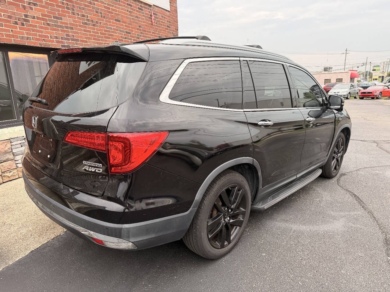 Used 2016 Honda Pilot Touring image 7