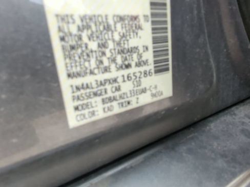 Used 2017 Nissan Altima 2.5 SR w/ LED Appearance Package FWD image 25