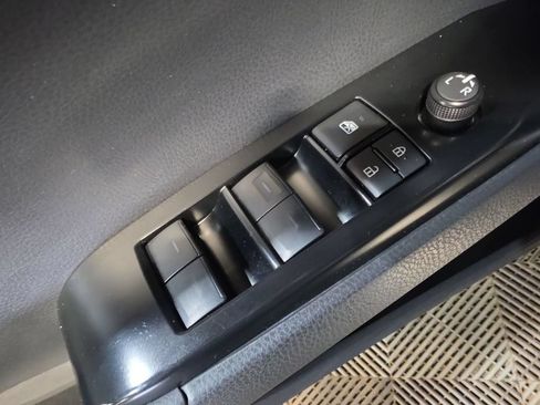 Used 2025 Toyota Camry LE w/ Convenience Package AWD/4WD image 15