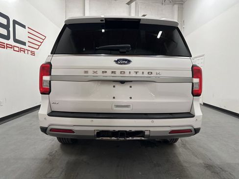 Used 2024 Ford Expedition XLT RWD image 28