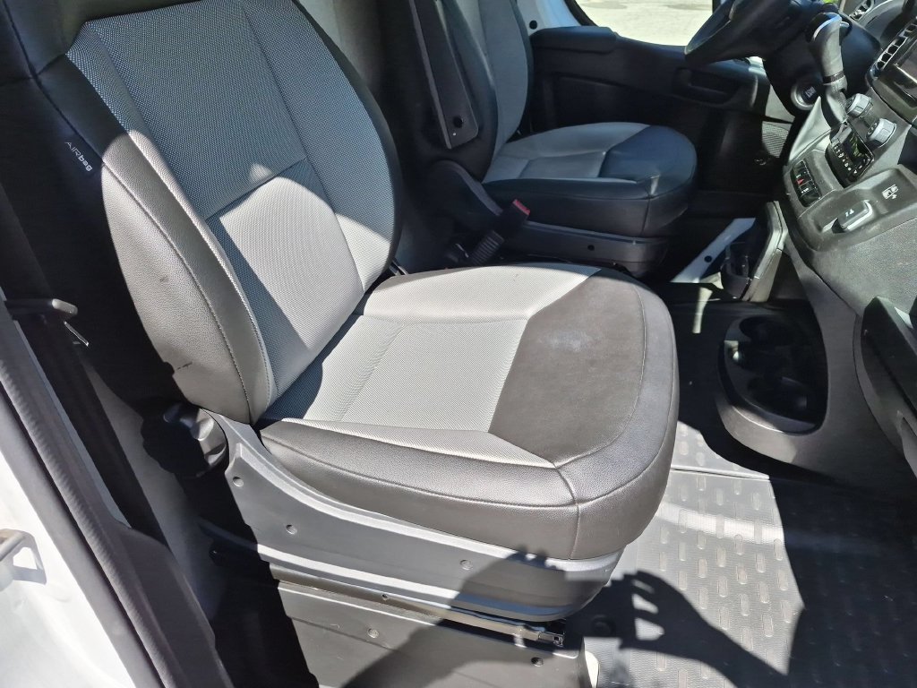Used 2025 RAM ProMaster 2500 w/ Convenience Group FWD image 23