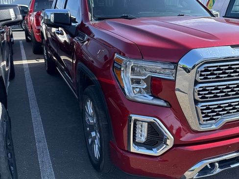 Used 2021 GMC Sierra 1500 Denali w/ Denali Ultimate Package AWD/4WD image 2