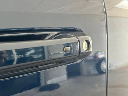 Used 2024 RAM 2500 Limited AWD/4WD image 21