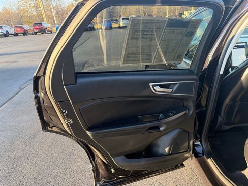 Used 2023 Ford Edge SEL image 20