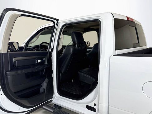 Used 2018 RAM 2500 Laramie w/ Sport Appearance Group AWD/4WD image 22