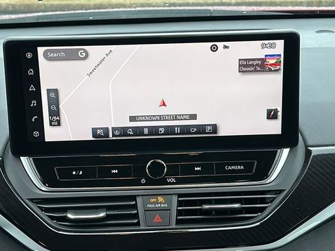 Used 2023 Nissan Altima 2.5 SR w/ SR Premium Package image 18