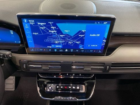 New 2025 Lincoln Corsair Reserve w/ Jet Appearance Package image 23