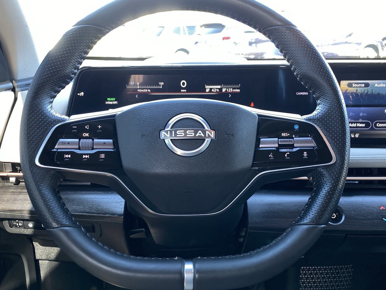 Certified 2023 Nissan Ariya FWD image 24