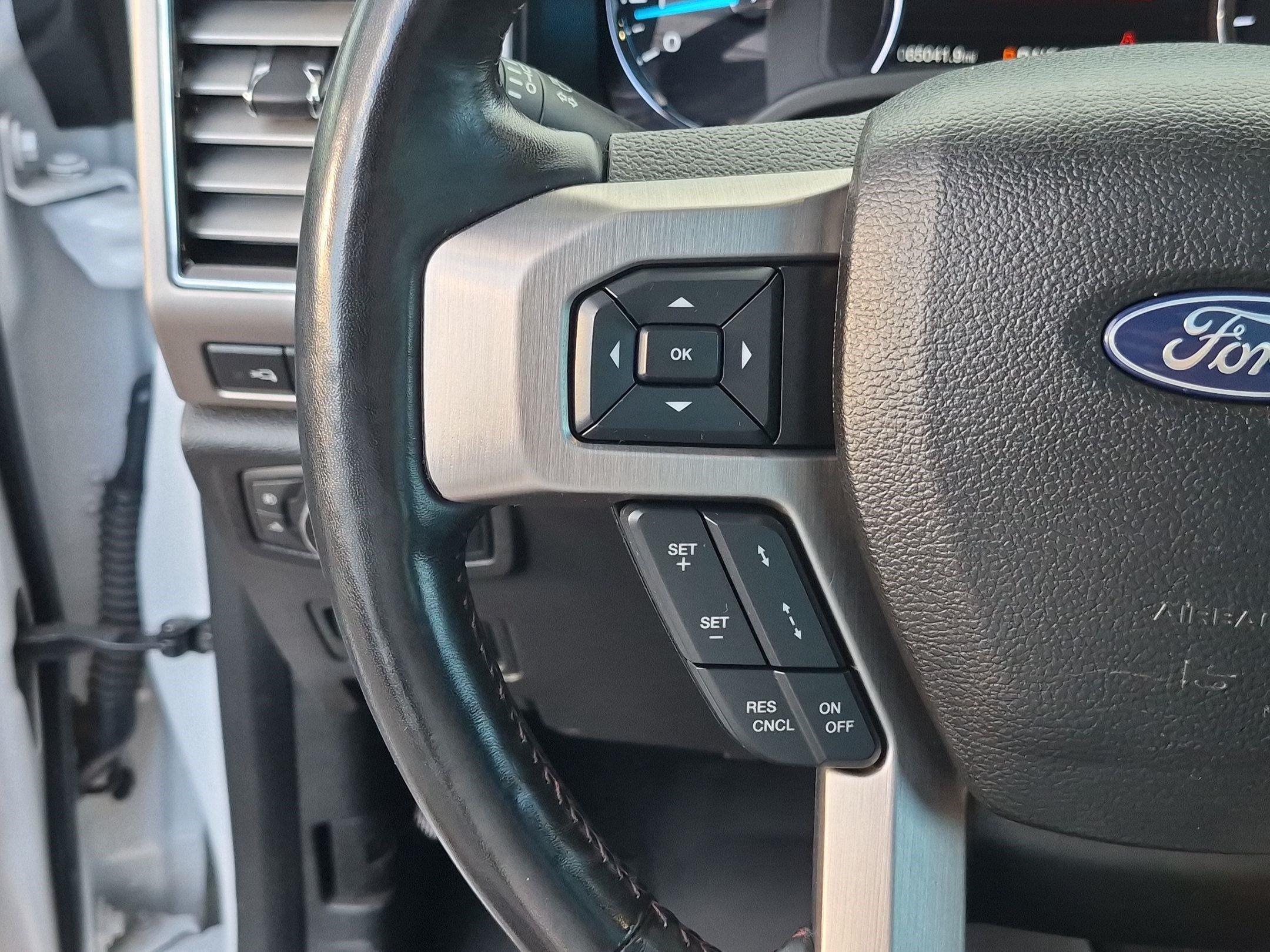 Used 2019 Ford F350 Platinum w/ Platinum Ultimate Package AWD/4WD image 20