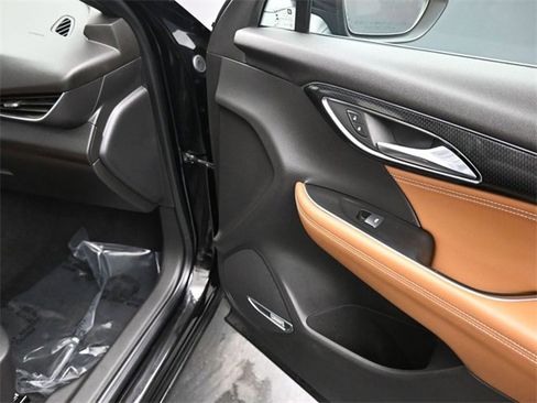 Used 2021 Buick Envision Essence w/ Technology Package I image 24