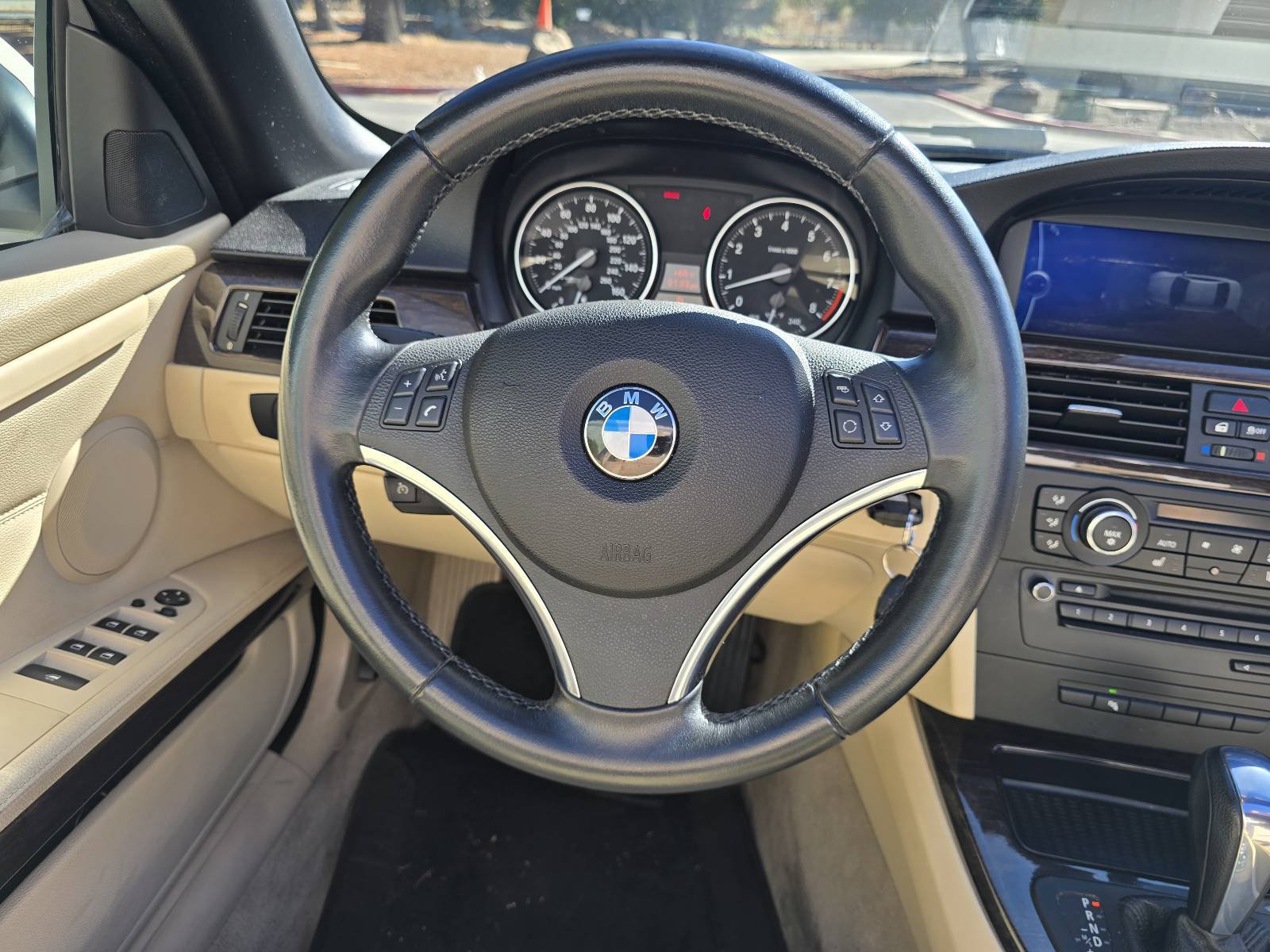Used 2012 BMW 328i Convertible RWD image 26