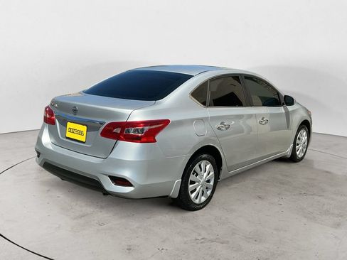 Used 2019 Nissan Sentra S FWD image 5