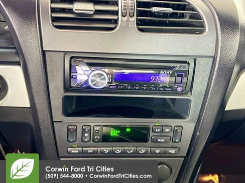 Used 2003 Ford Thunderbird RWD image 17