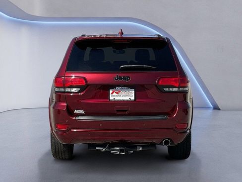 Used 2019 Jeep Grand Cherokee Altitude RWD image 4