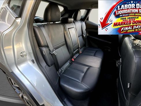 Used 2022 Nissan Rogue Sport SL AWD/4WD image 28