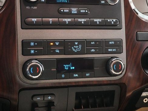 Used 2011 Ford F250 Lariat w/ Camper Pkg image 25