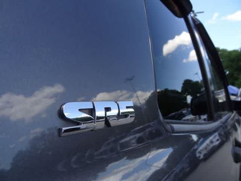 Used 2015 Toyota Tundra SR5 AWD/4WD image 8