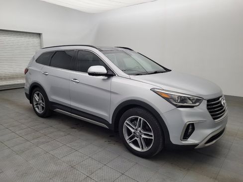 Used 2018 Hyundai Santa Fe Limited w/ Cargo Package FWD image 11