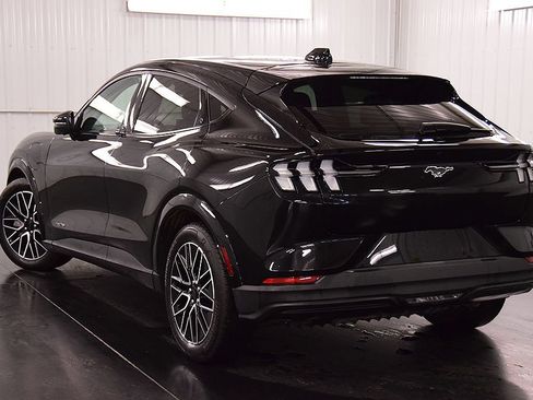 Used 2025 Ford Mustang Mach-E Premium AWD/4WD image 5