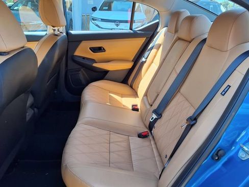 Used 2025 Nissan Sentra SV w/ SV Premium Package FWD image 18