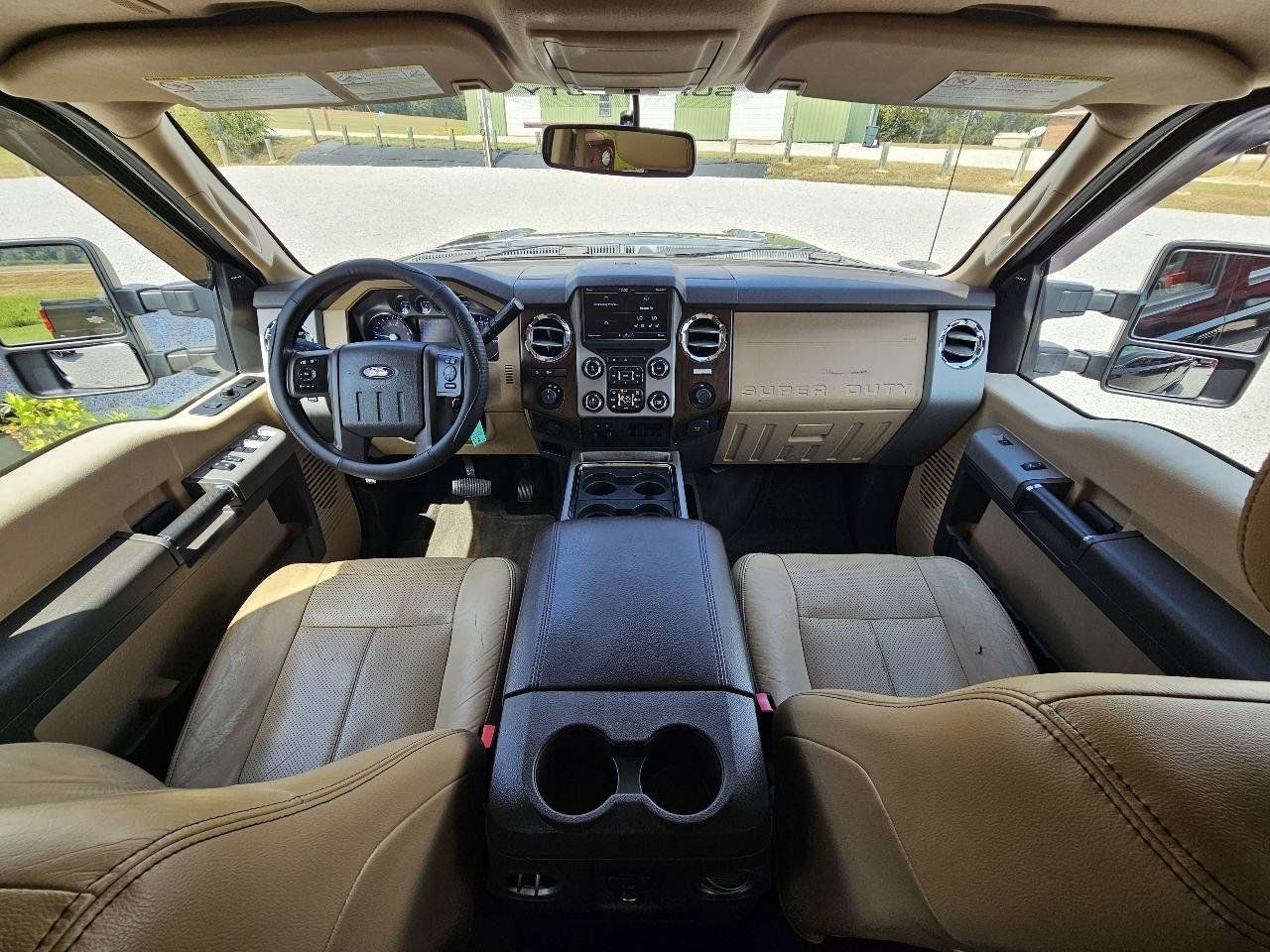 Used 2013 Ford F250 Lariat w/ Lariat Interior Pkg AWD/4WD image 35