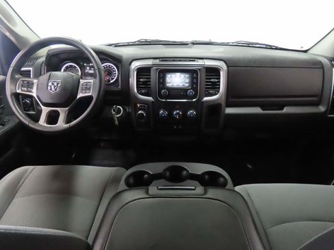 Used 2022 RAM 1500 Classic SLT image 15