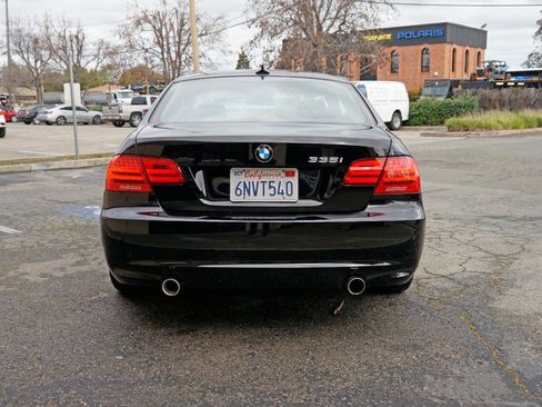 Used 2011 BMW 335i Coupe image 6