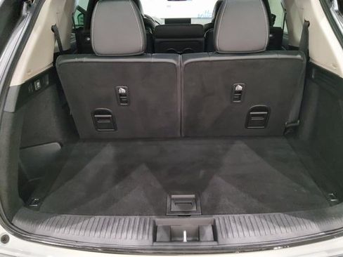 Used 2023 Acura MDX SH-AWD w/ Technology Package image 17