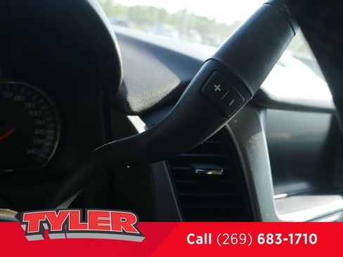 Used 2019 Chevrolet Suburban LT w/ LT Signature Package AWD/4WD image 25