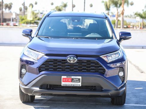 Certified 2021 Toyota RAV4 XLE w/ Carpet Mat Package (TMS) FWD image 4