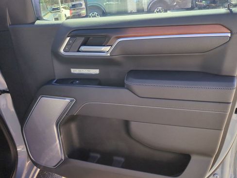 Used 2025 GMC Sierra 1500 Denali w/ Denali Reserve Package AWD/4WD image 31