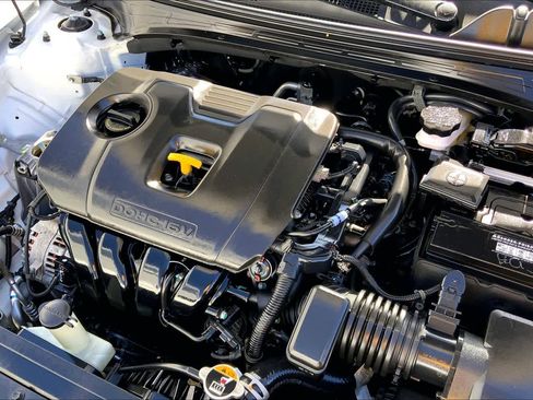 Used 2024 Kia Forte LXS image 31