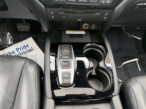 Used 2019 Honda Pilot Elite image 11