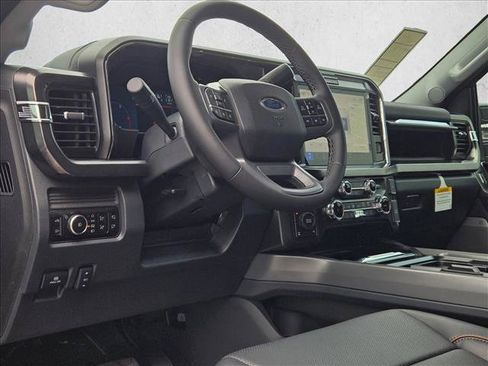 New 2026 Ford F250 Lariat w/ Chrome Package AWD/4WD image 4