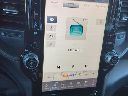 New 2026 RAM 2500 Tradesman AWD/4WD image 25