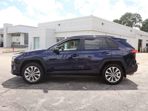 Used 2023 Toyota RAV4 XLE Premium AWD/4WD image 54