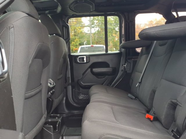 Used 2023 Jeep Wrangler Unlimited Sport AWD/4WD image 15