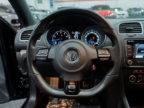 Used 2013 Volkswagen Golf R 4-Door AWD/4WD image 31